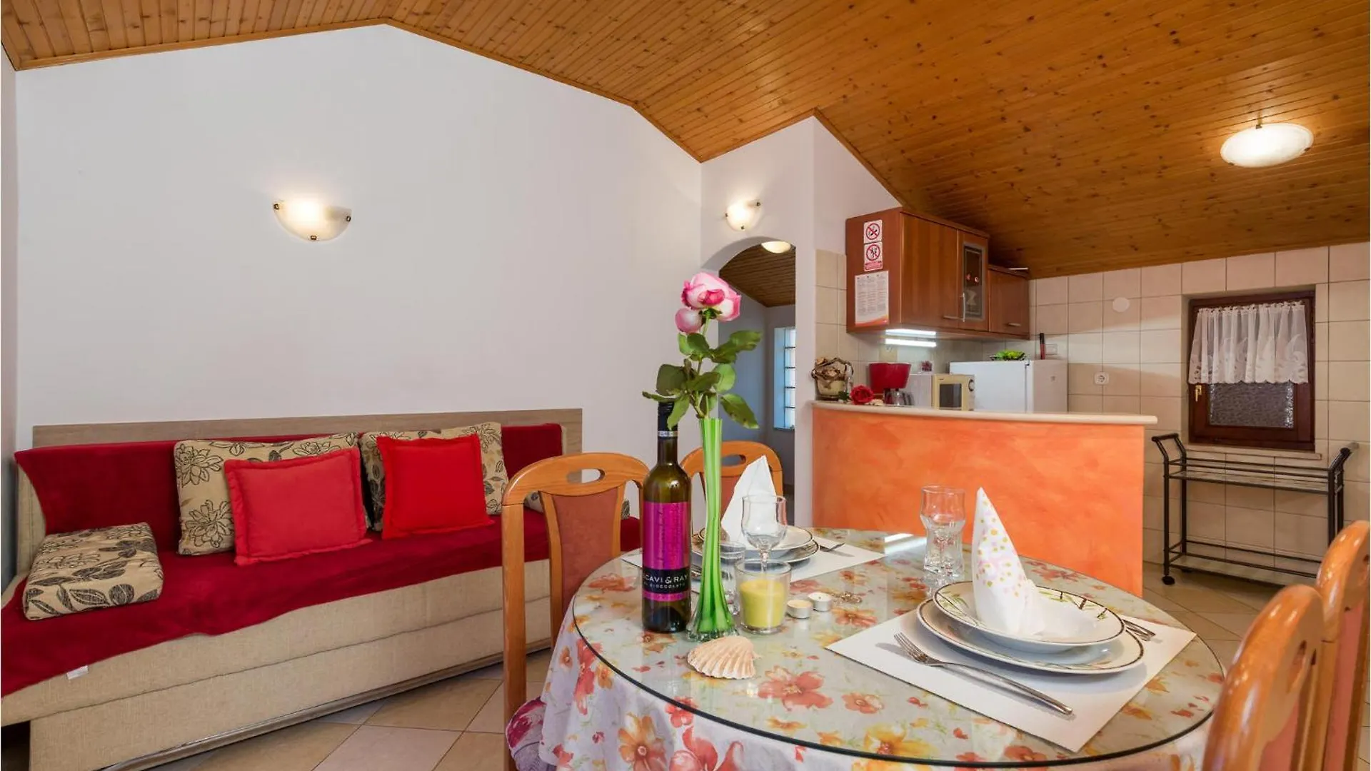 1 Bedroom Beautiful Apartment In Brsec